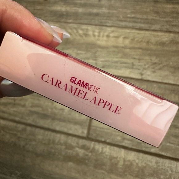 Glamnetic Caramel Apple - Picture 3 of 3